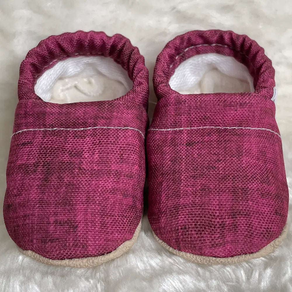 Size 4 cheap slippers baby