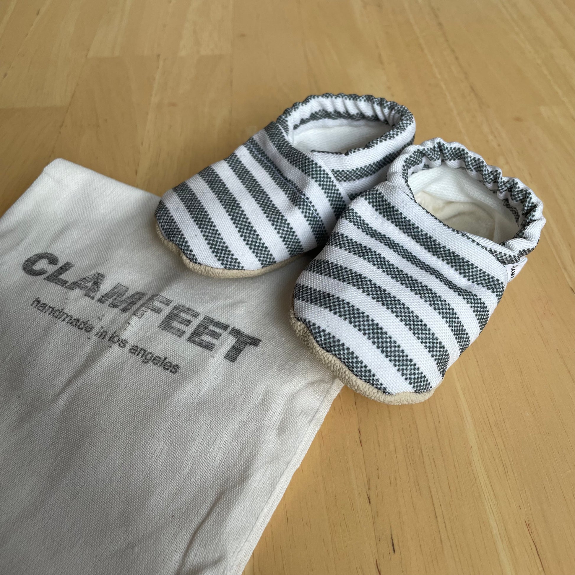 Gray hot sale baby shoes